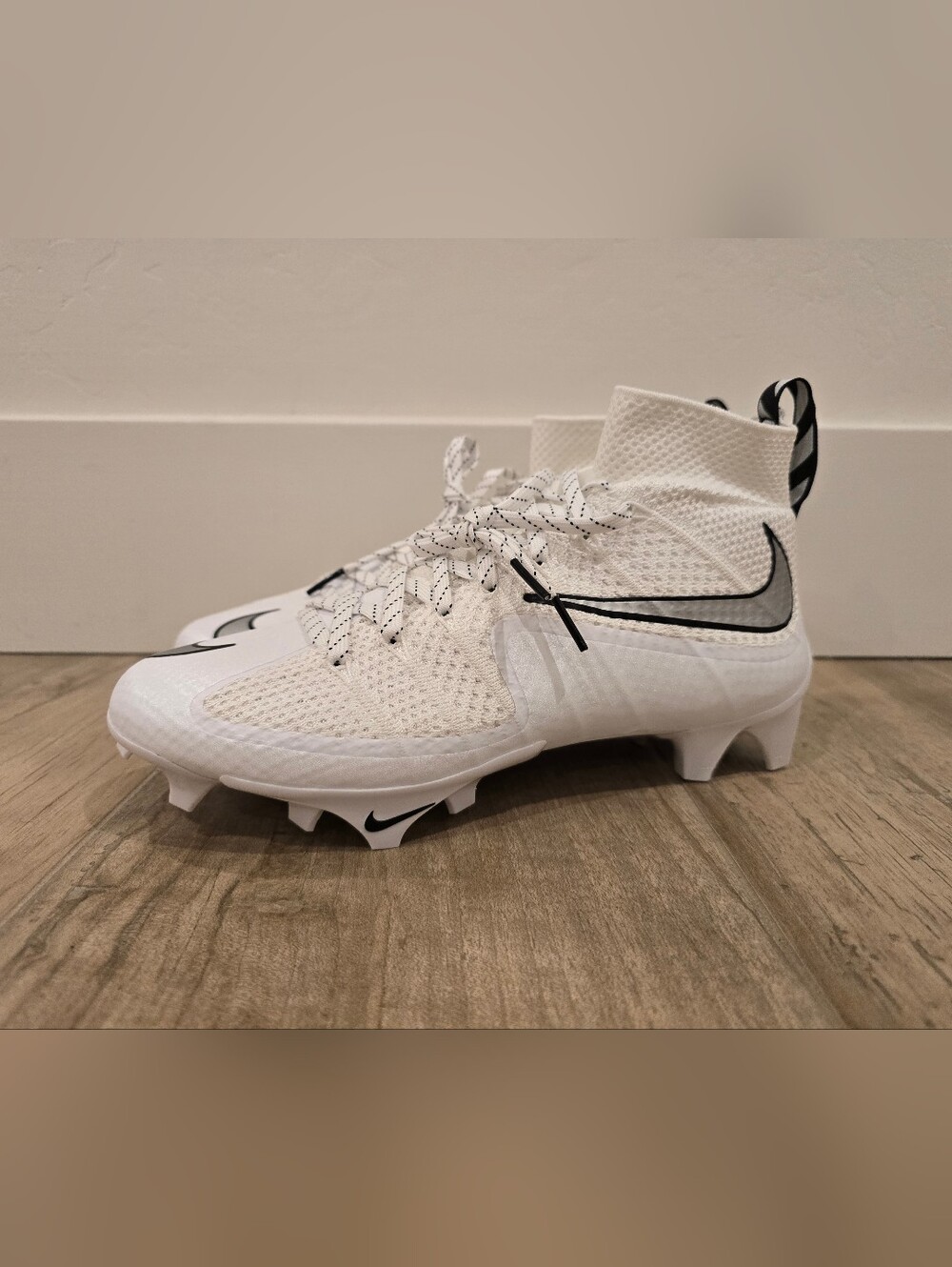 NIKE VAPOR EDGE 360 UNTOUCHABLE FOOTBALL CLEATS MENS